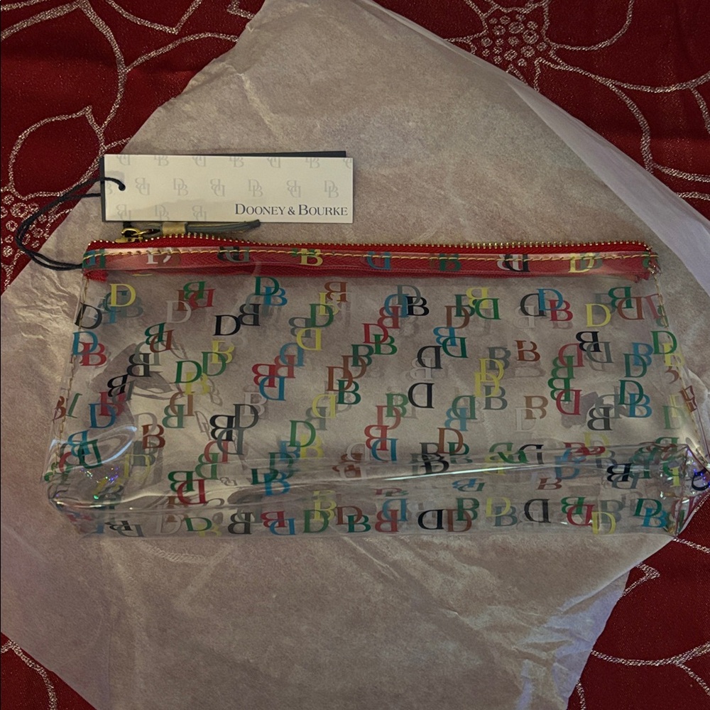 Dooney & Bourke 🆕 on the go cosmetic clear transparent see thru monogram large